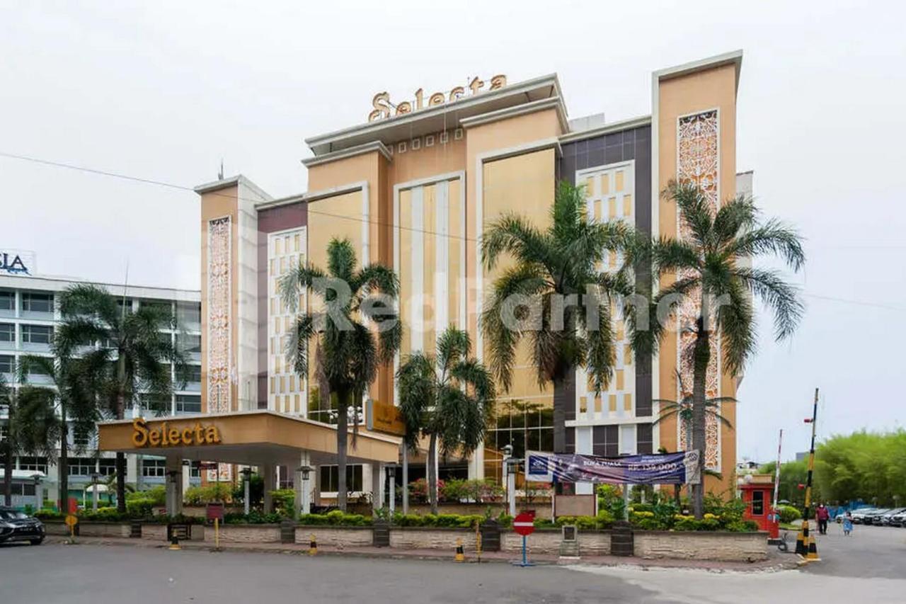 Hotel Selecta Petisah R Signature